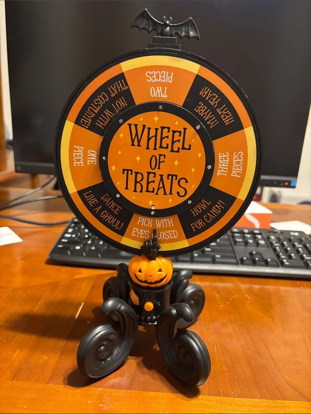 Target Halloween Wheel of Treats Spinner - Orange & Black